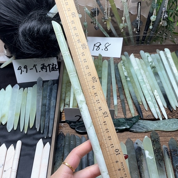 蛇纹石玉发饰合金