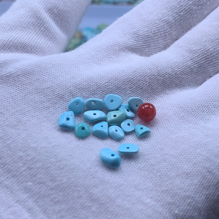 南红玛瑙未镶嵌珠宝奇石