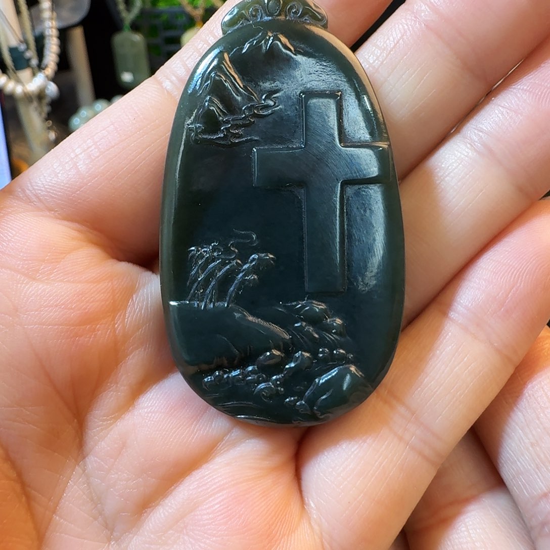 和田玉未镶嵌颈饰