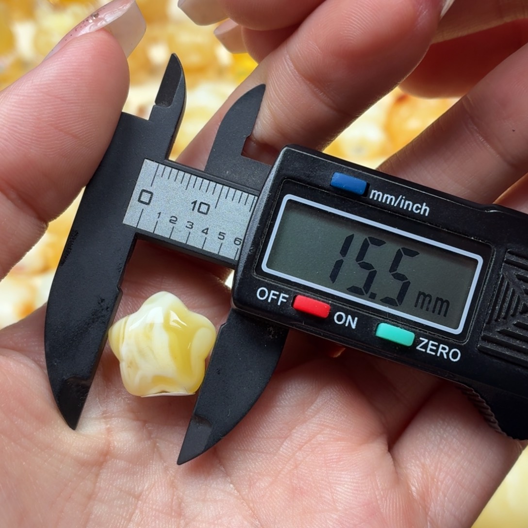 琥珀未镶嵌裸石蜜蜡