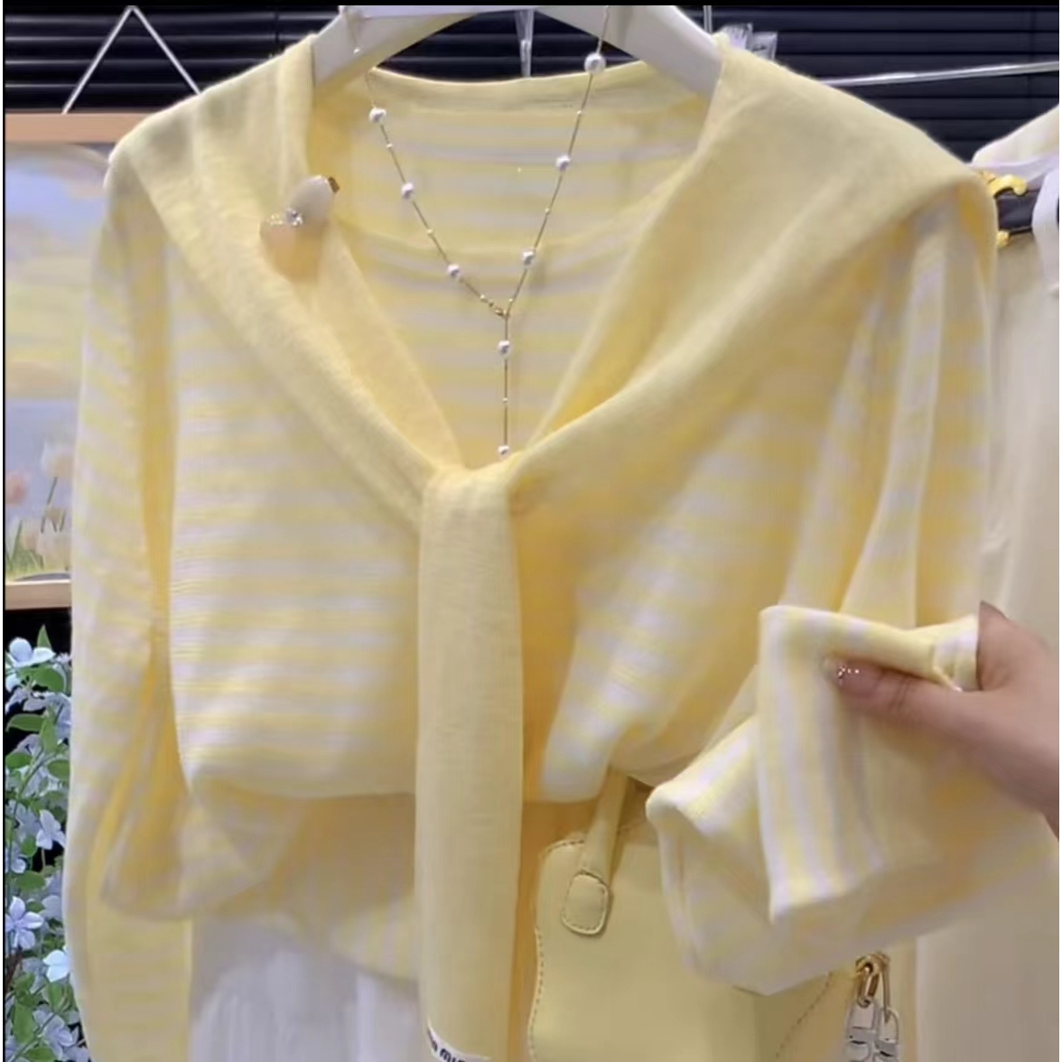 夏季套装女2025新款多巴胺穿搭一整套条纹防晒T恤针织披肩两件套