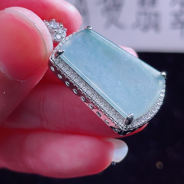 翡翠颈饰未镶嵌9999999999