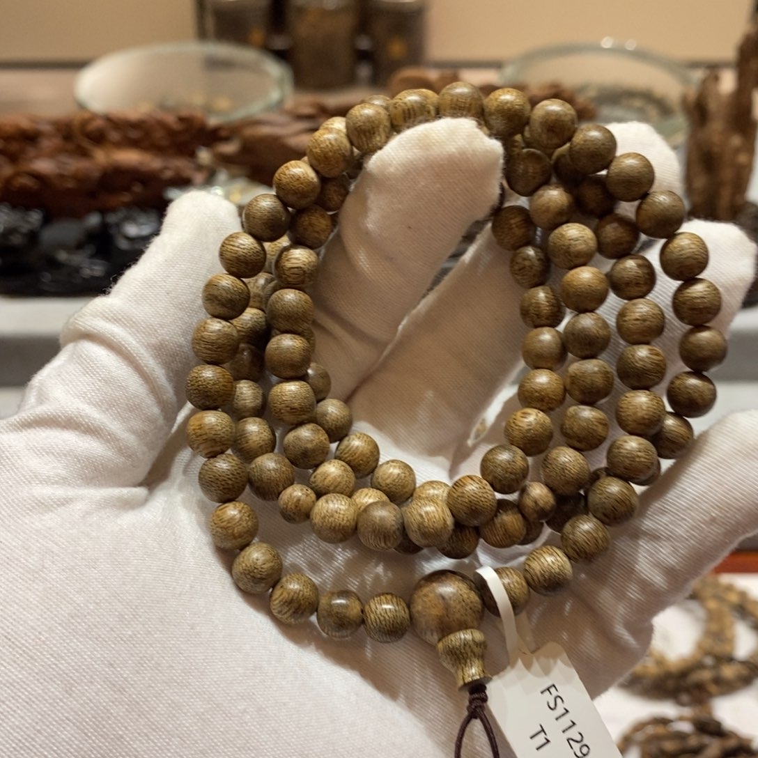 沉香手串泰国软丝 07多 13克 随机