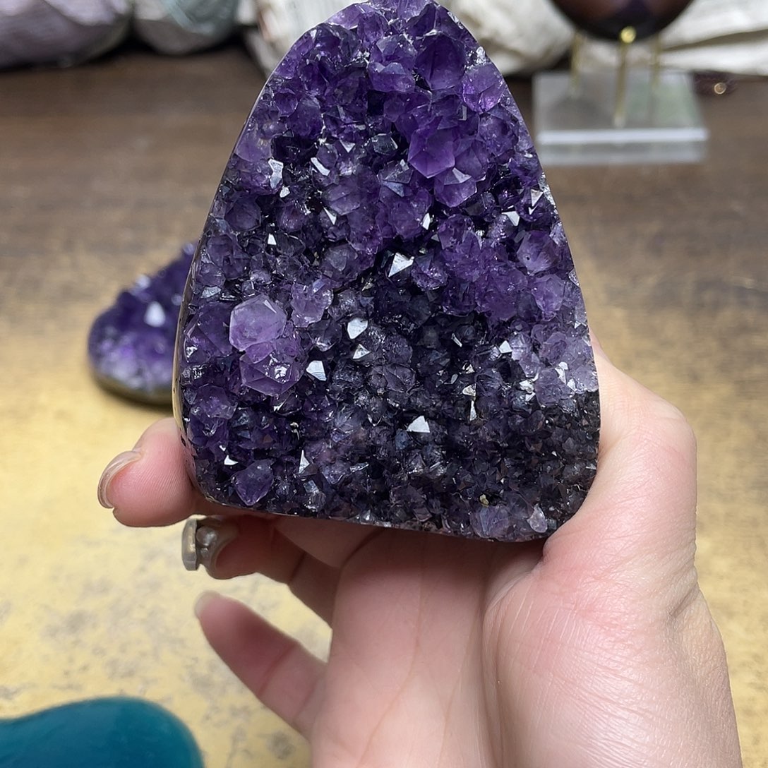 未镶嵌紫晶大型摆件（非配饰）