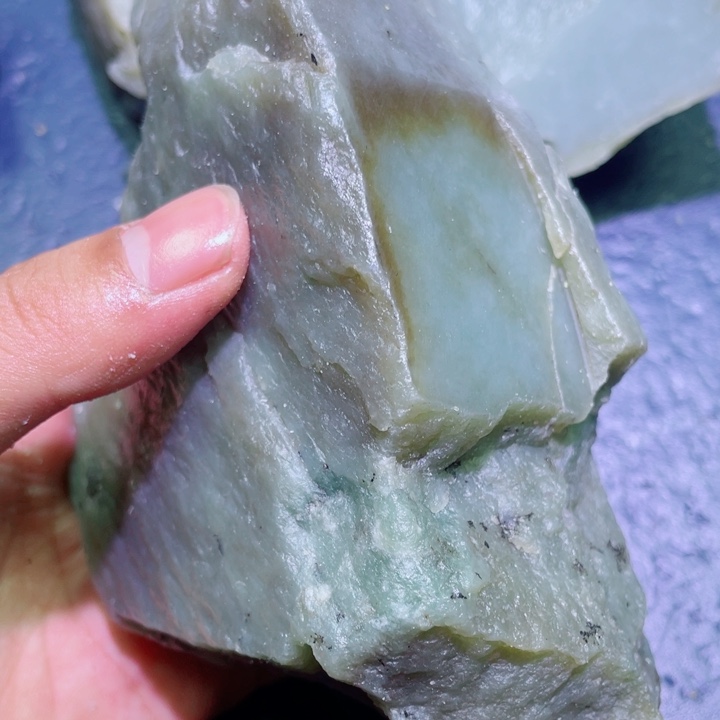 和田玉未镶嵌珠宝半成品