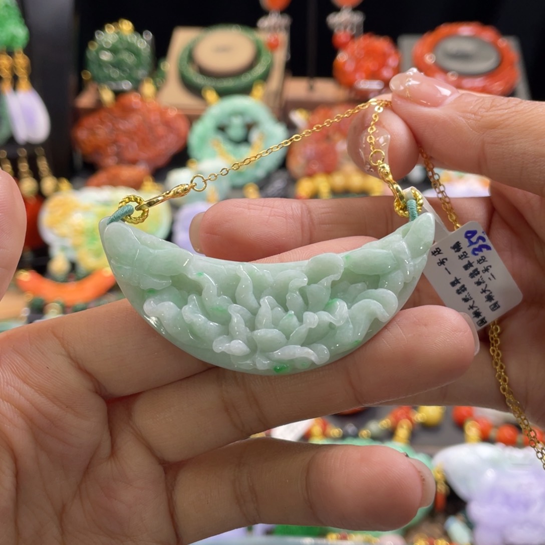 翡翠颈饰未镶嵌代编织