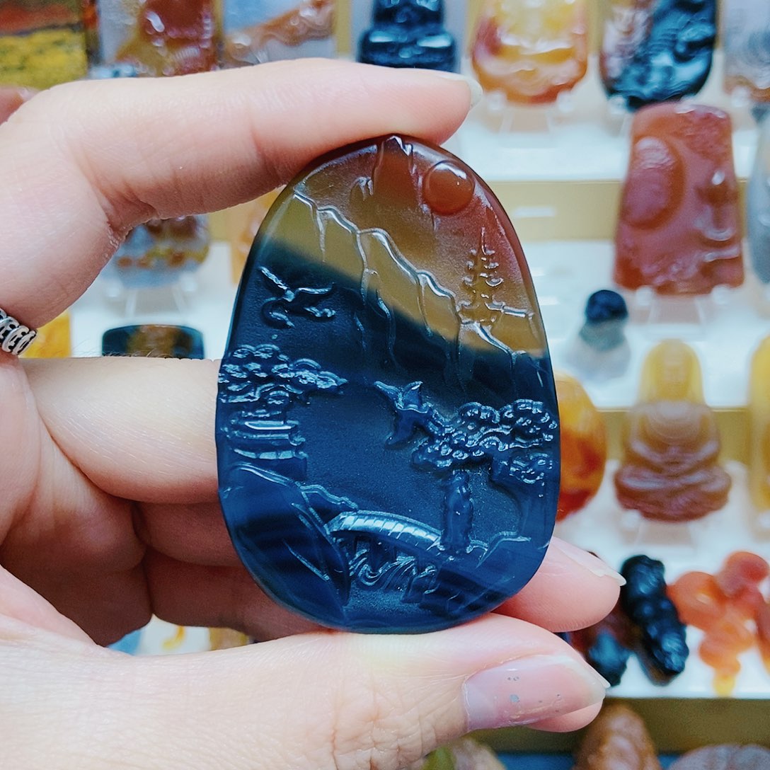 玛瑙/玉髓颈饰未镶嵌大*哥