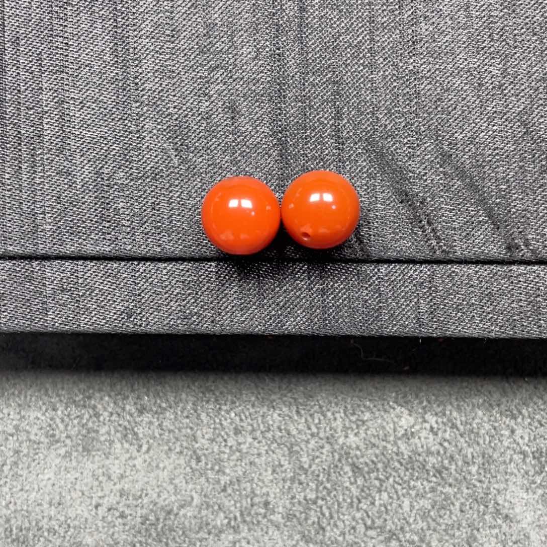 南红玛瑙9加两颗单珠未镶嵌朝**兽