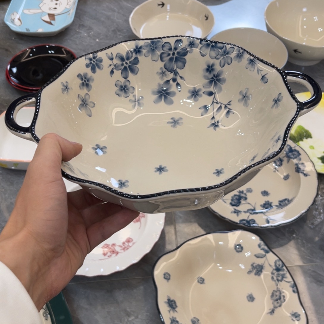 陶瓷微瑕餐具介意勿拍，满18飞！