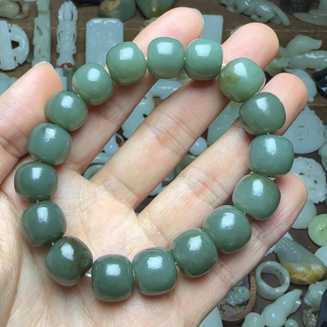 和田玉挂件未镶嵌卡14