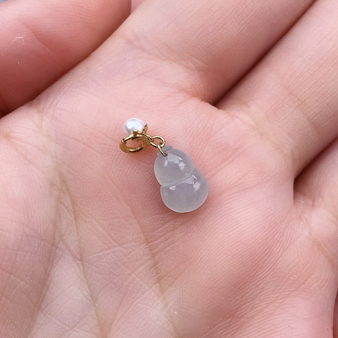 翡翠颈饰18K金镶嵌葫芦