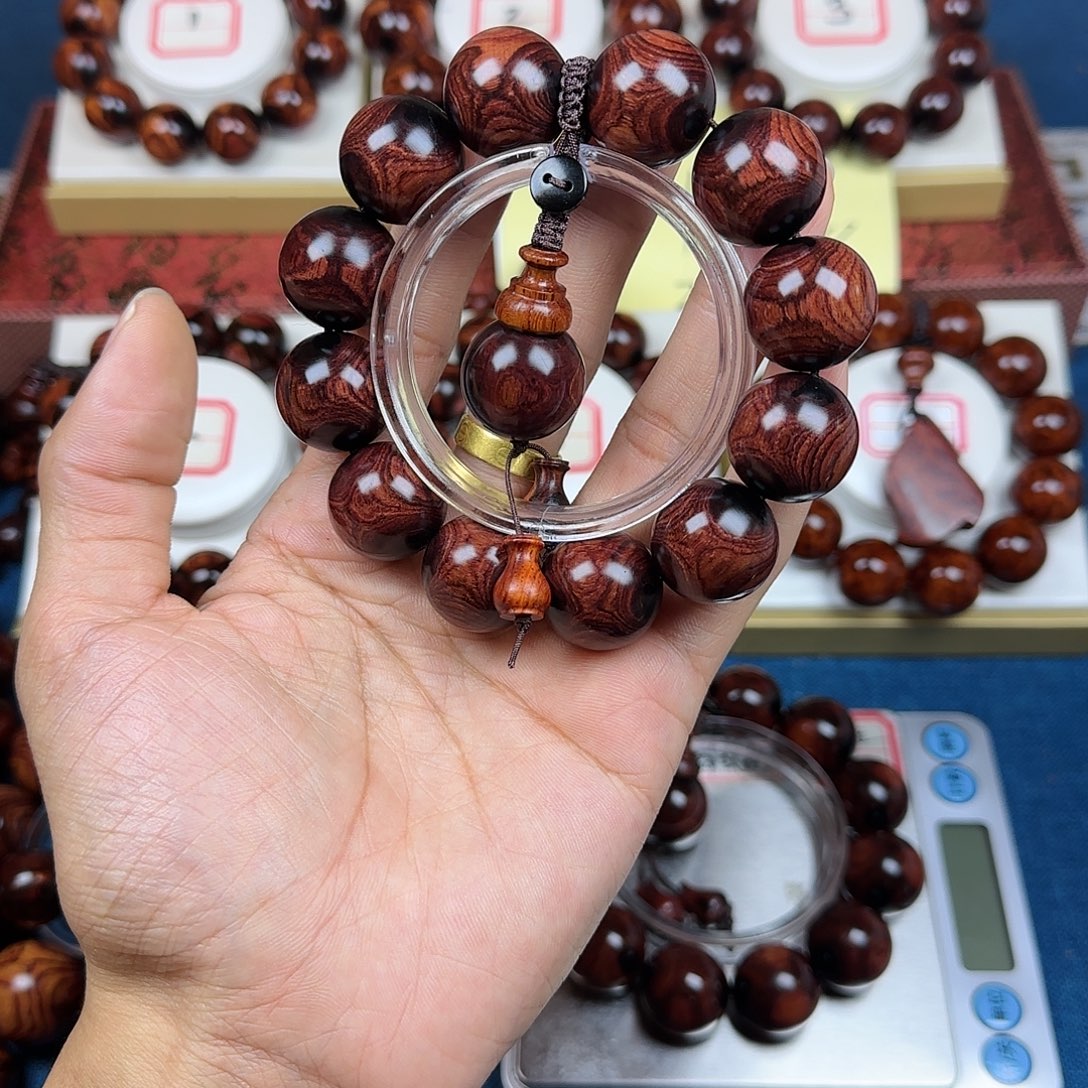 灵***额黄花梨/降香黄檀黄花梨2.0