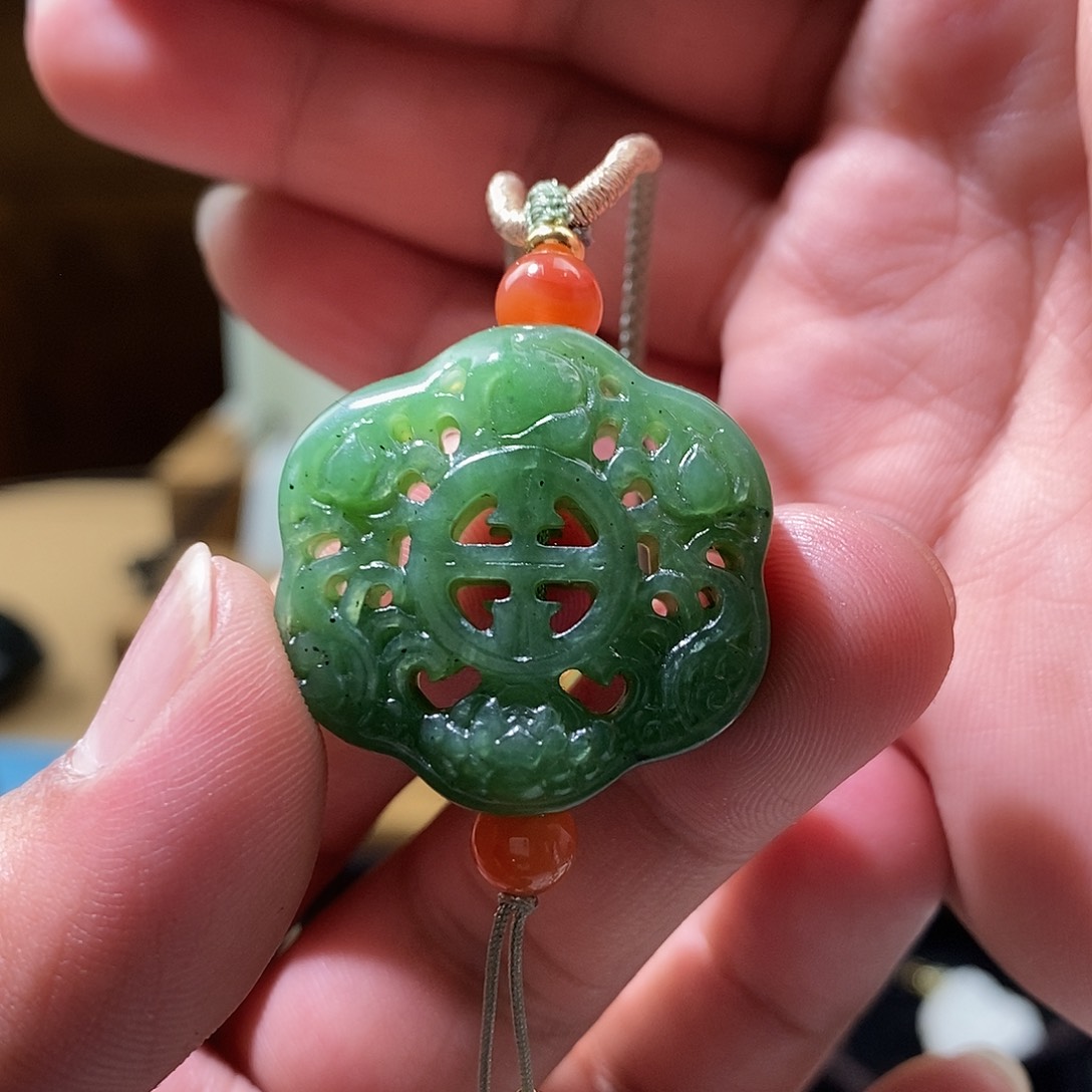 和田玉挂件未镶嵌