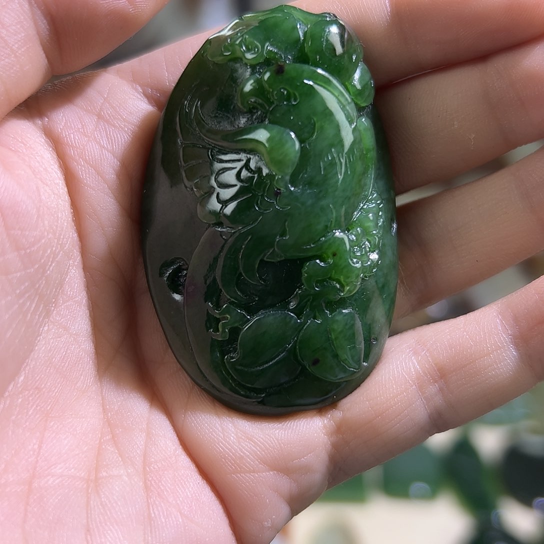 和田玉颈饰未镶嵌亲***草