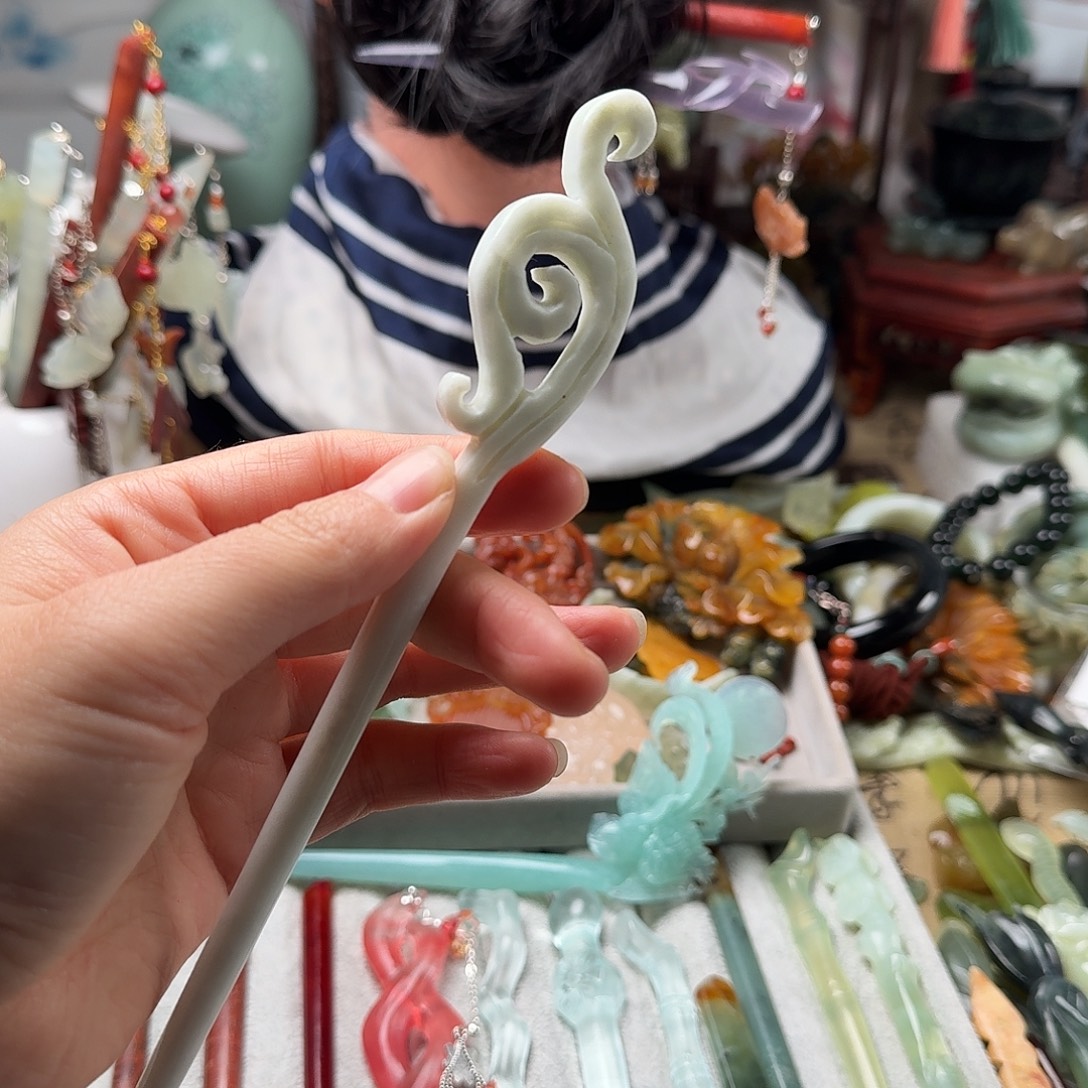 蛇纹石玉合金发饰