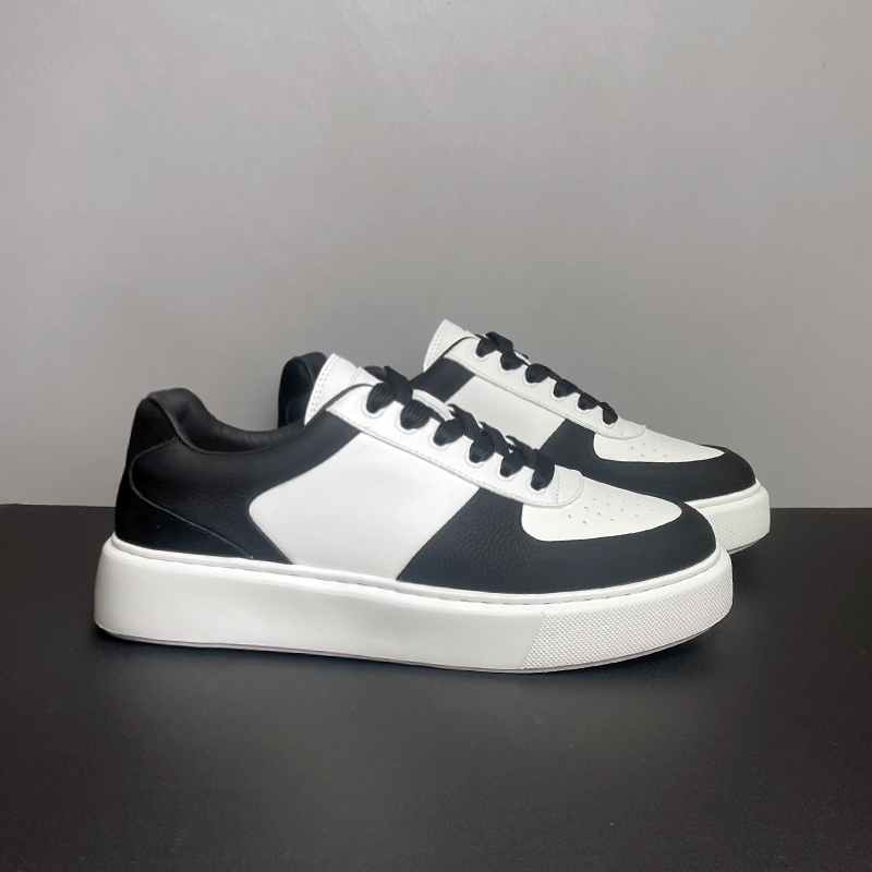 头层牛皮新款高定轻奢男鞋潮流百搭休闲板鞋轻质舒适小白鞋男132