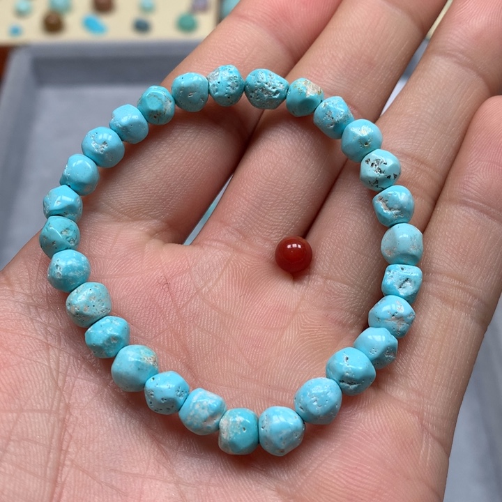 南红玛瑙配饰未镶嵌