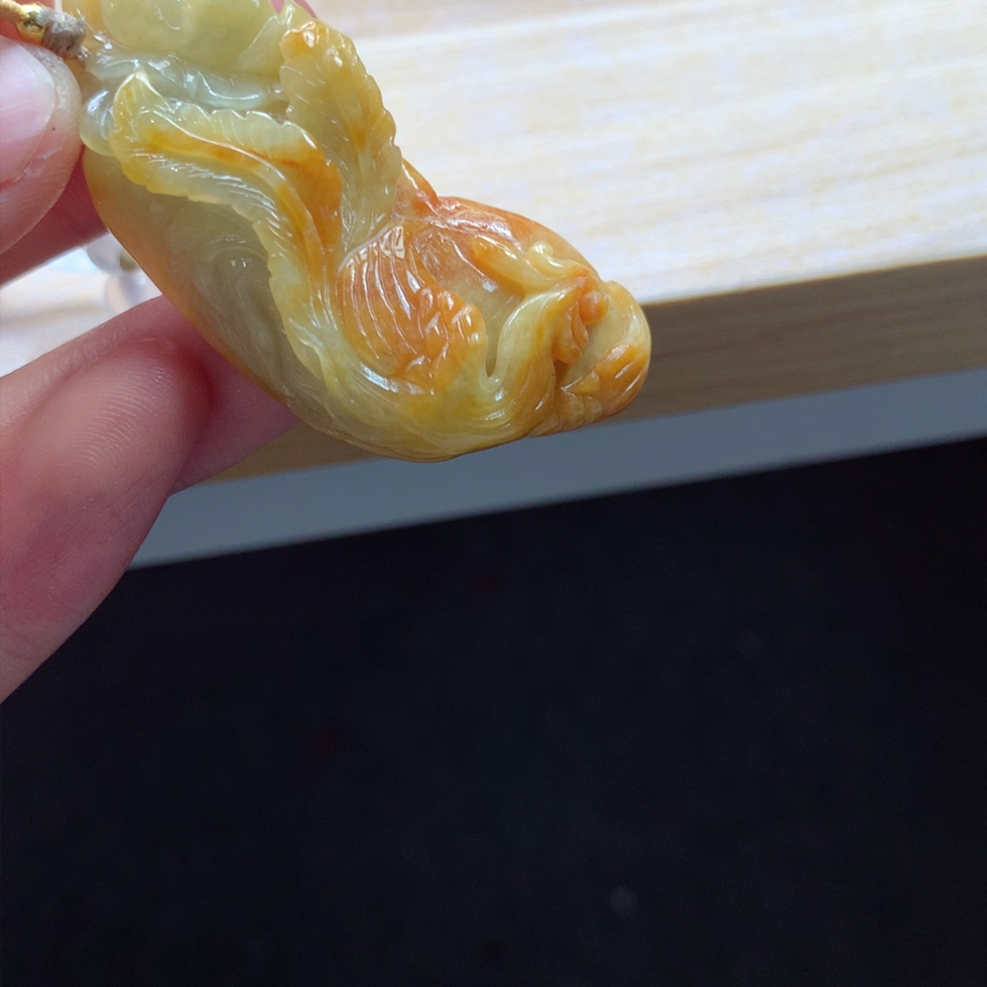 翡翠颈饰未镶嵌吊坠