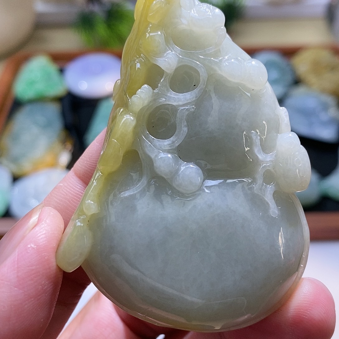 【闪购商品】翡翠颈饰未镶嵌111111111111