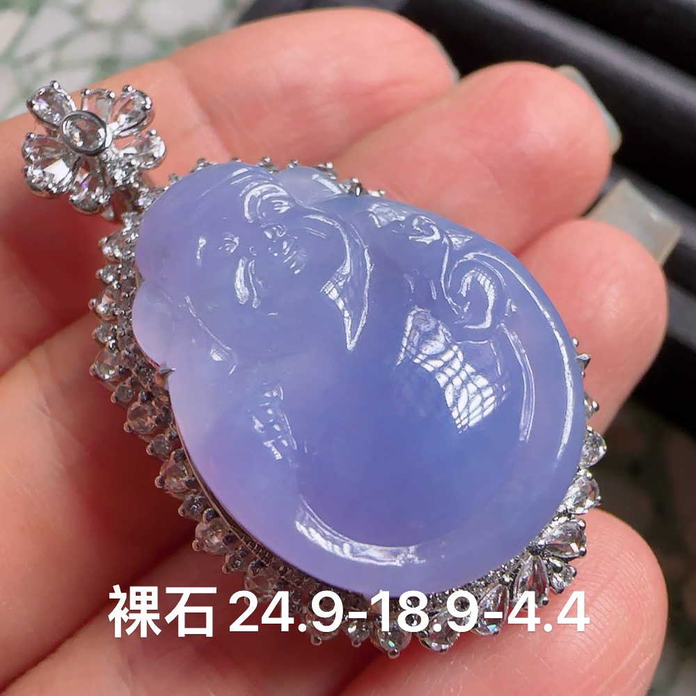 紫罗兰米爷爷吊坠，种老起胶感，全景开窗，细腻大气时尚优雅翡翠