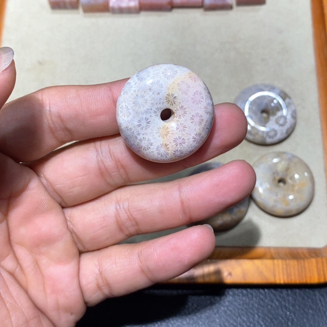 【闪购商品】硅化玉颈饰足银镶嵌