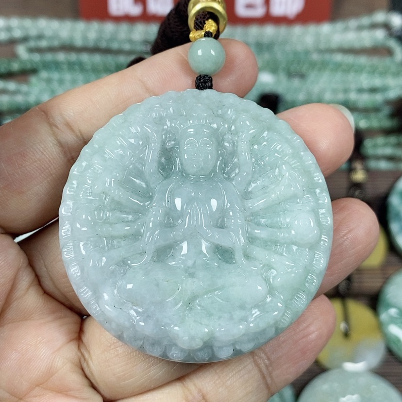 【闪购商品】翡翠颈饰未镶嵌玉吊坠翡翠玉厚装千手观音