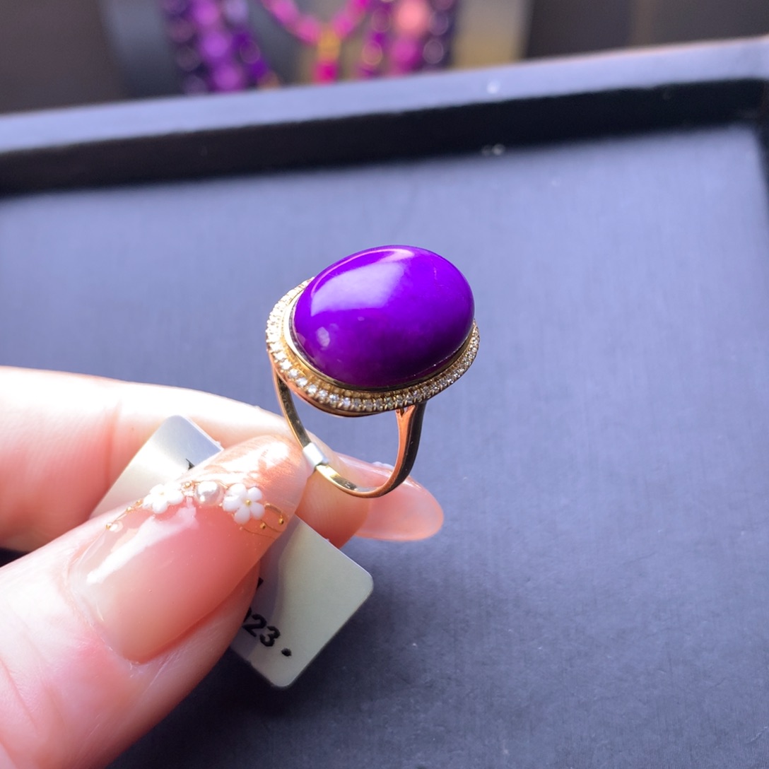 苏纪石（舒俱来）蛋面戒指18K金镶嵌