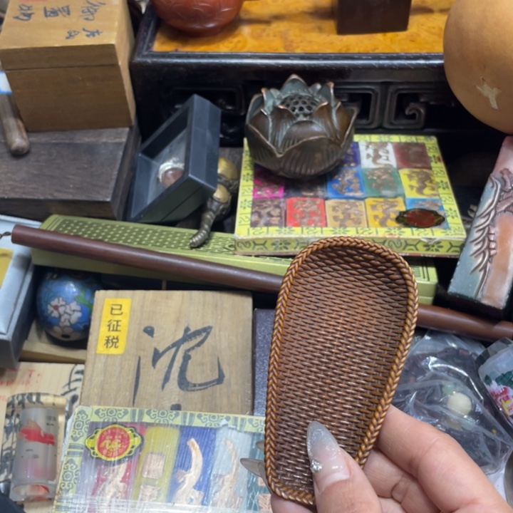 端景台紫檀木类木
