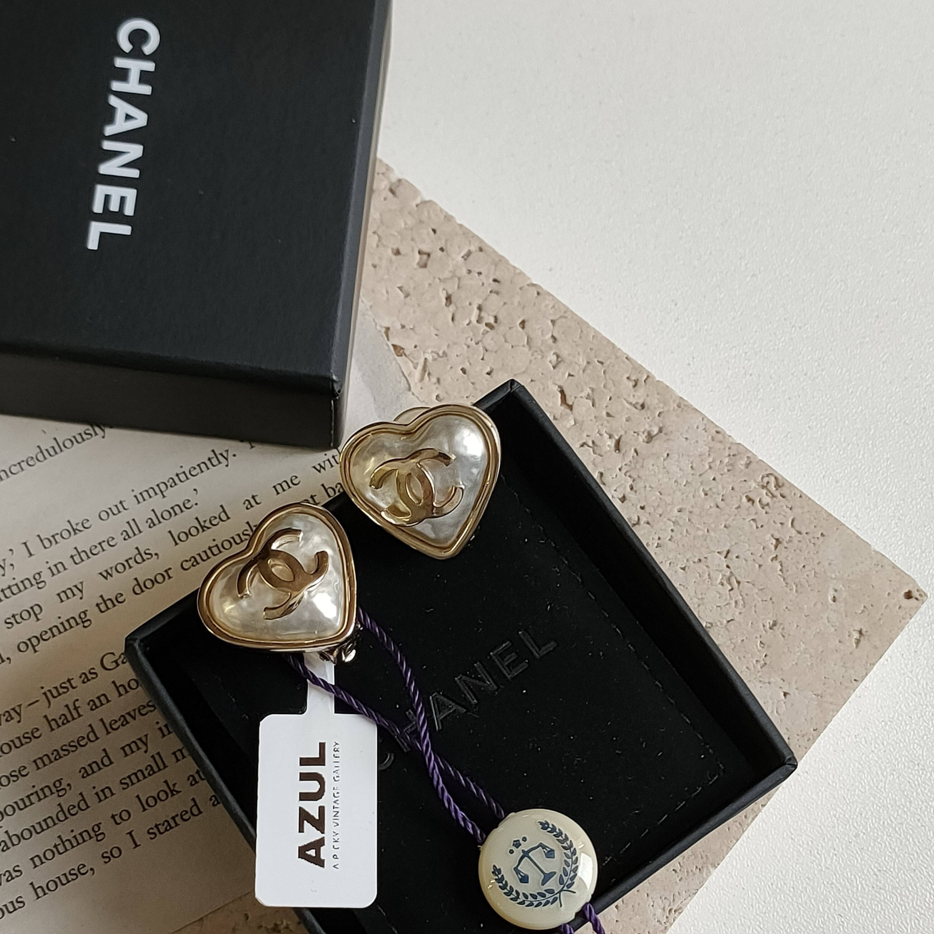 95新 Chanel/香奈儿 Azul-22C浅金爱心双C珍珠耳夹39108