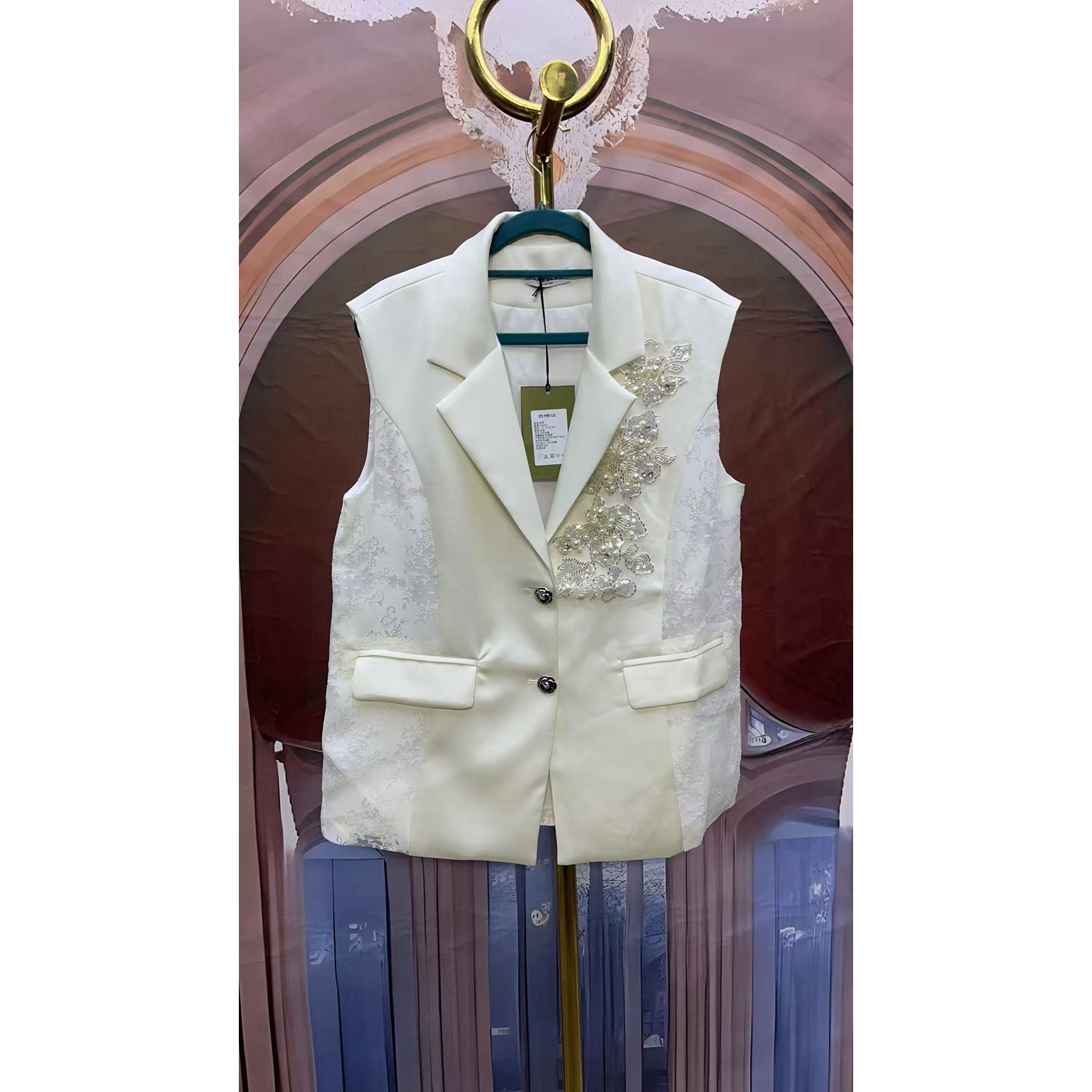 6033钉珠小香风马夹春季女装蕾丝百搭设计款亚麻系带马甲