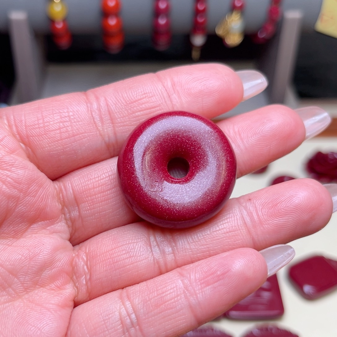 天然辰砂平安扣挂件