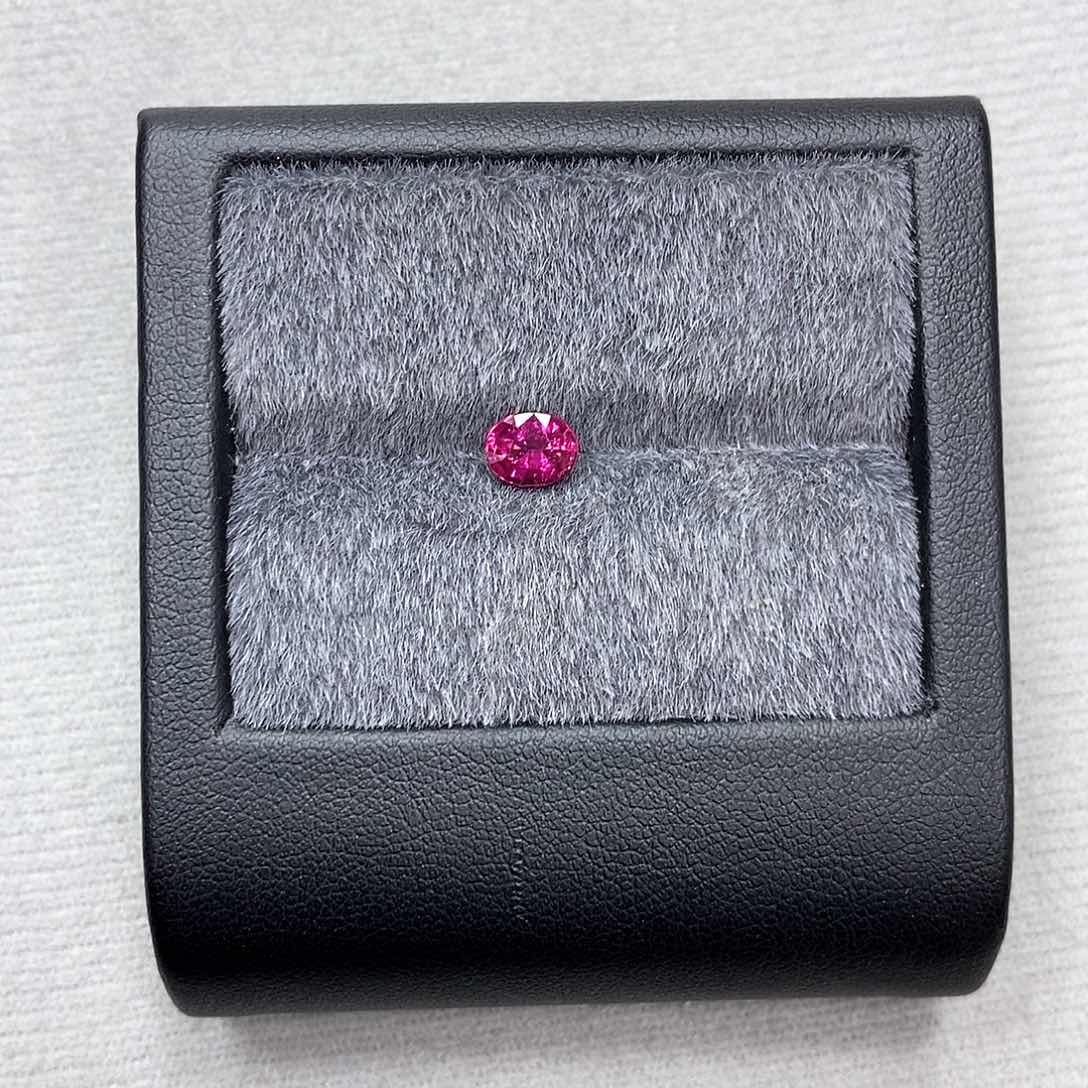 碧玺裸石银S925镶嵌0.66ct卢比莱