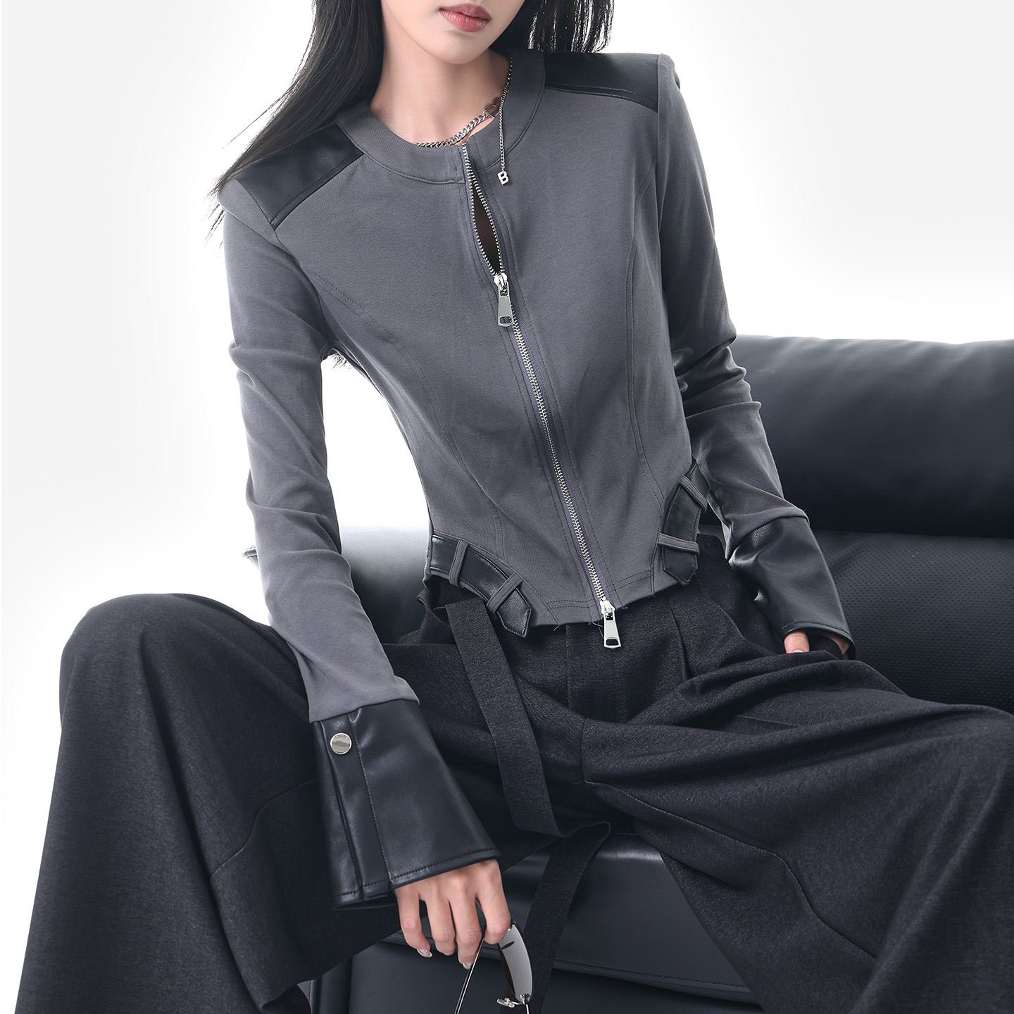 KEN STUDIO秋季新款PU皮拼接长袖T恤女双拉链设计感修身短款上衣