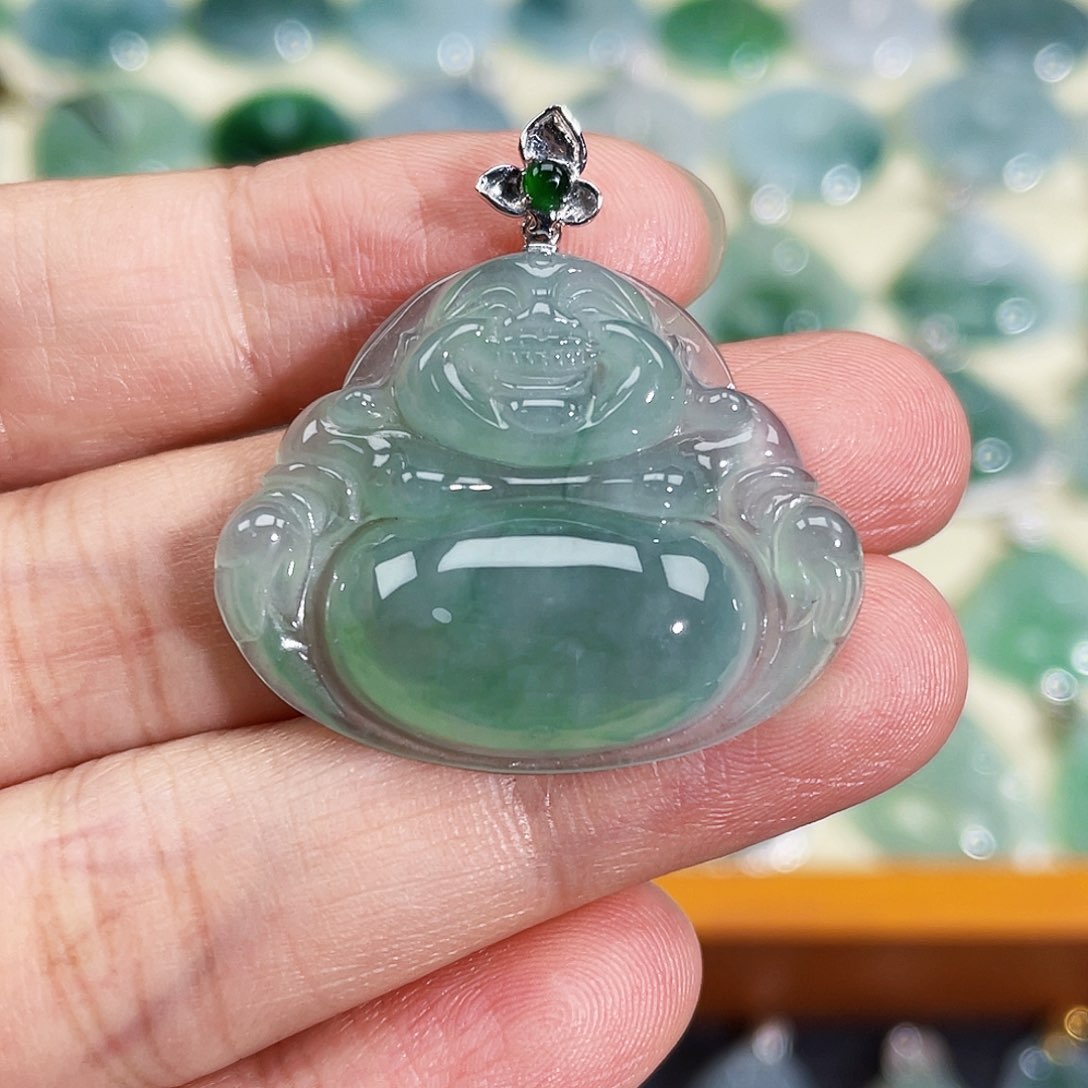 翡翠18K金镶嵌颈饰吊坠