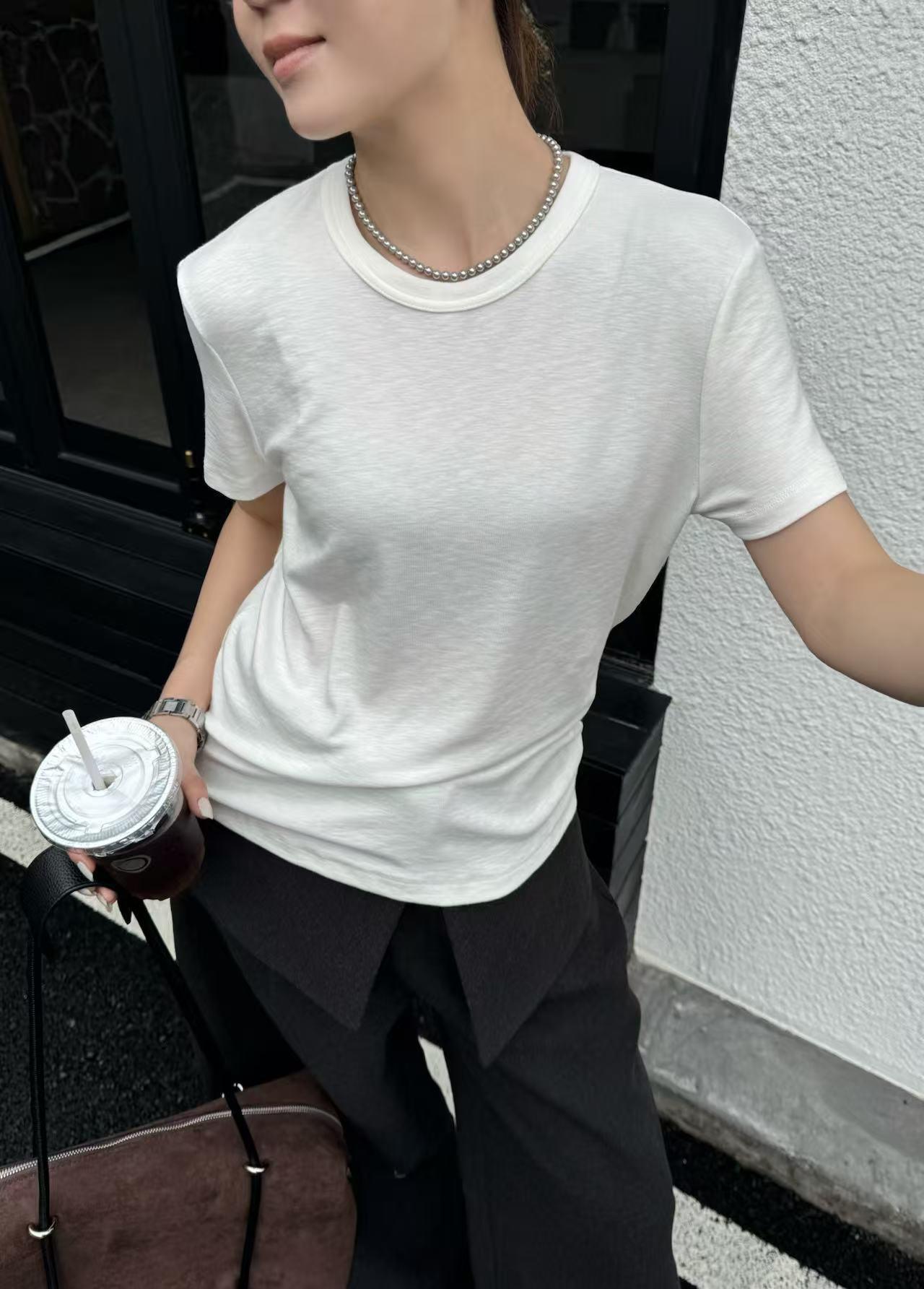 6133 三可～宽松圆领百搭短袖