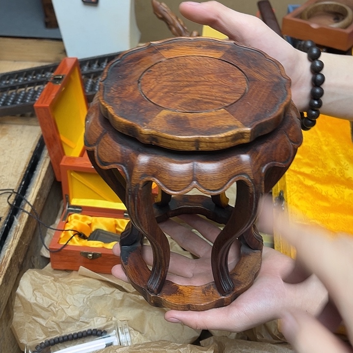 大叶紫檀（黑酸枝木类）