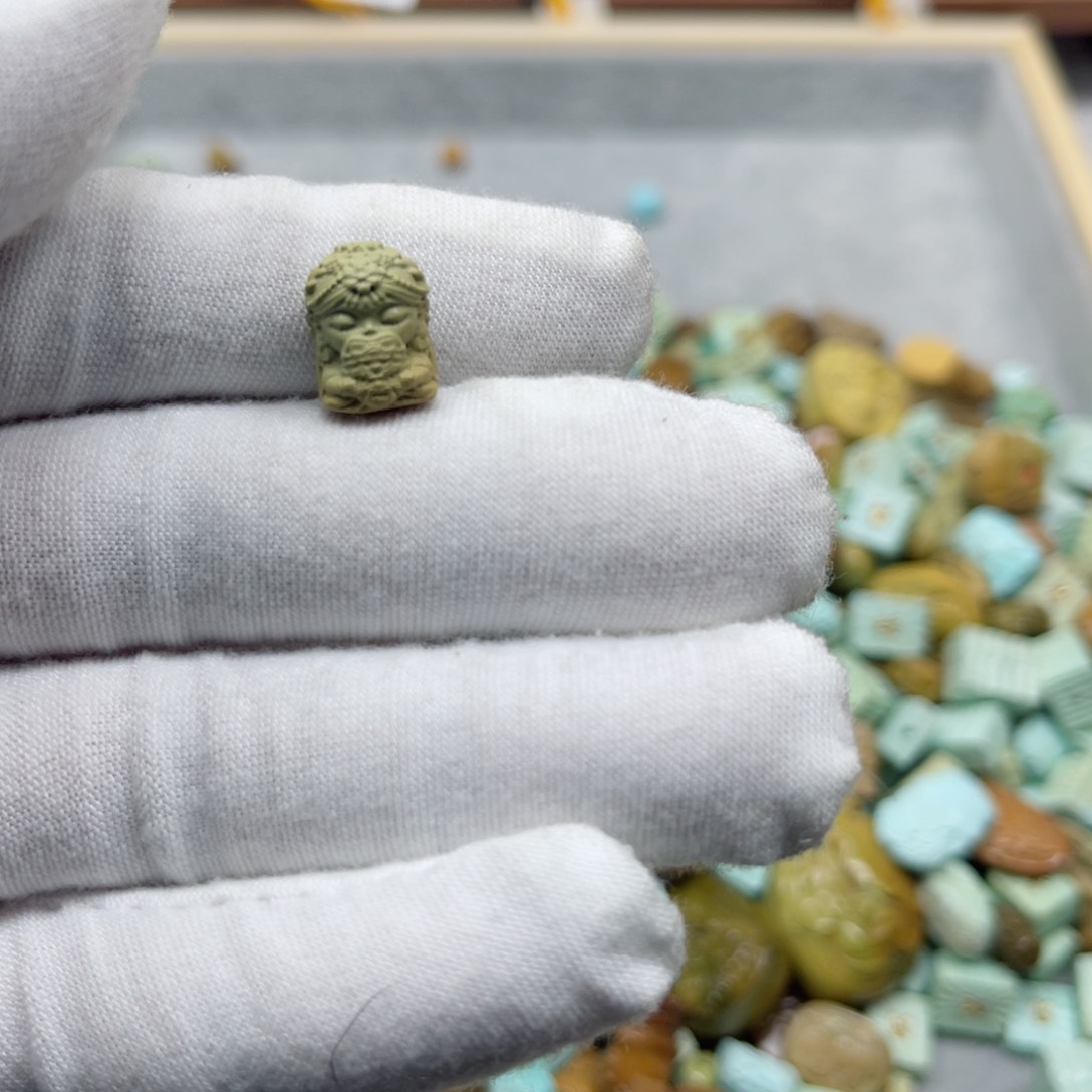 绿松石挂件未镶嵌