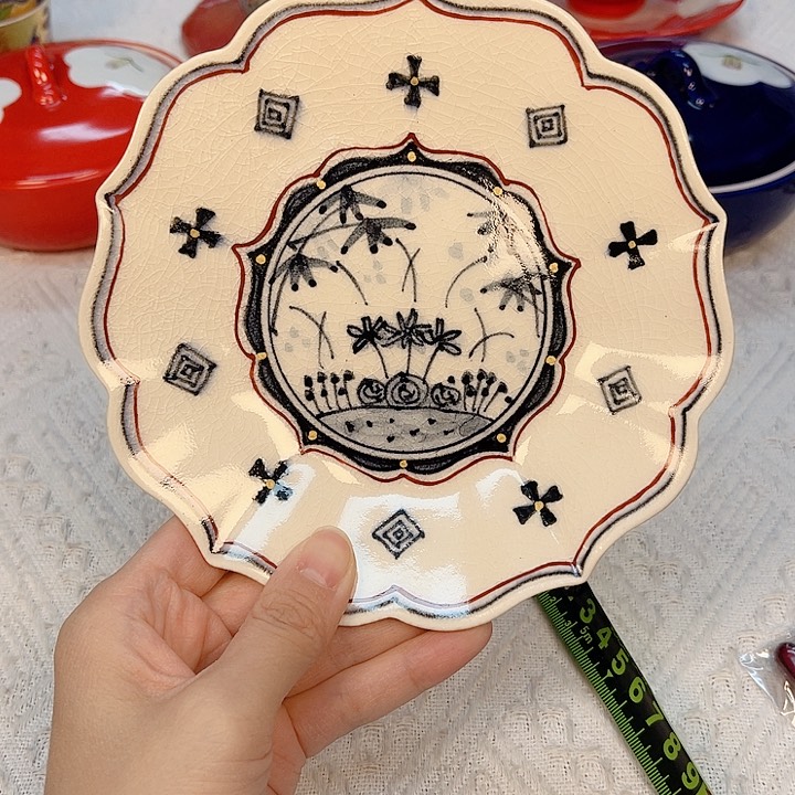 瓷片The first thing