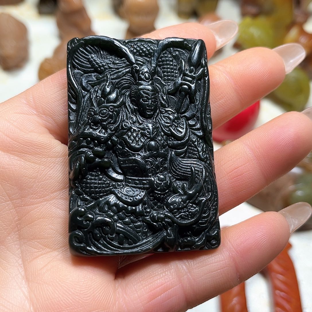 白玉菩提吊坠白玉菩提吊坠