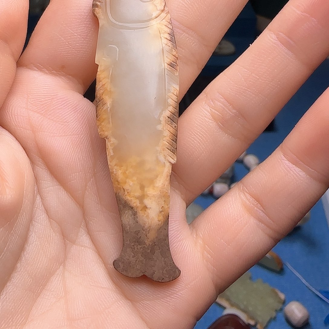 和田玉颈饰未镶嵌汉***人