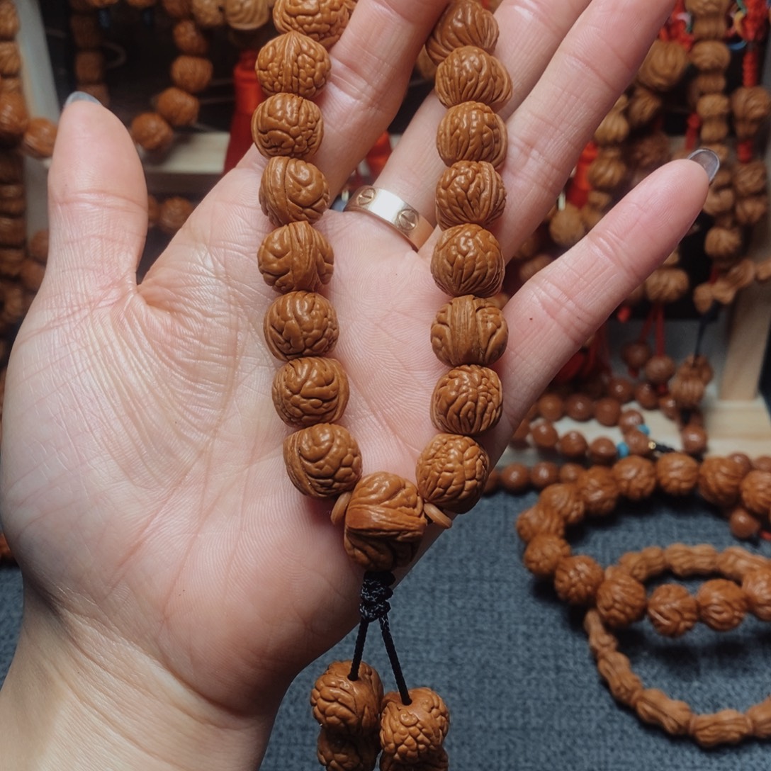 吊坠桃核龙纹桃枭