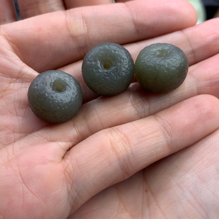 和田玉颈饰未镶嵌和*善