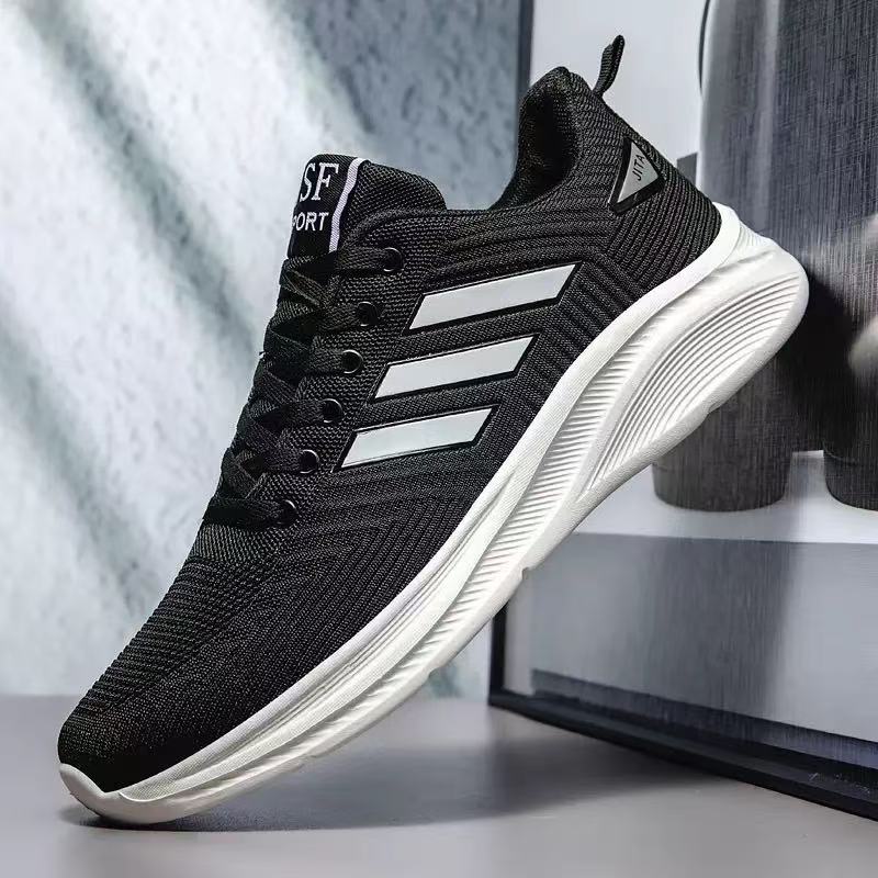 新款超轻运动鞋         