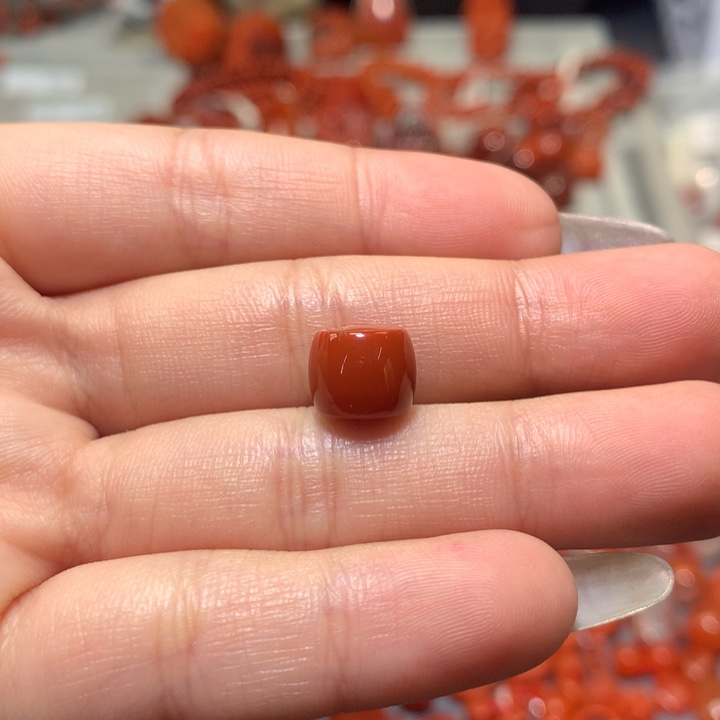 【闪购商品】南红玛瑙未镶嵌直切对珠9+