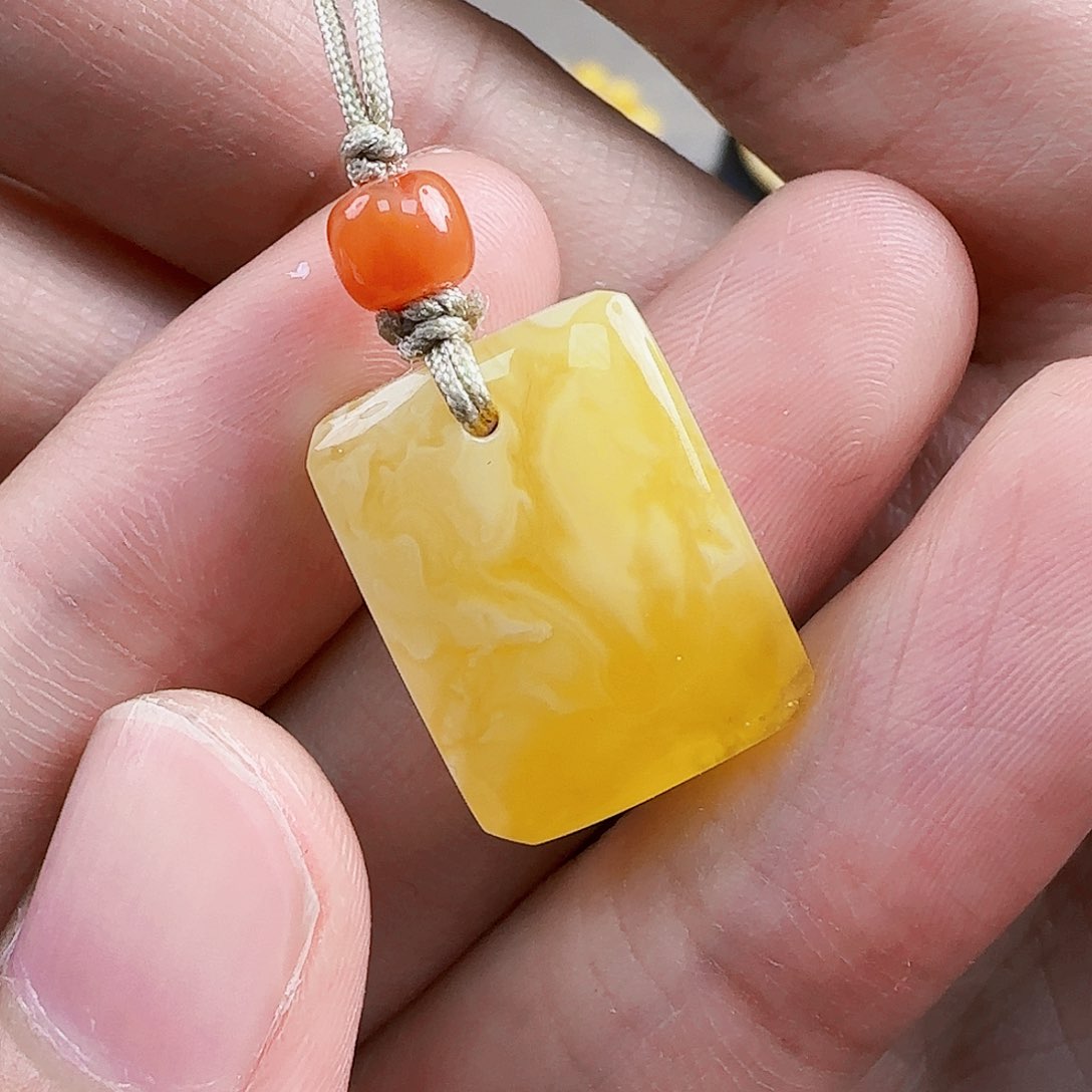 未镶嵌琥珀珠宝奇石蜜蜡