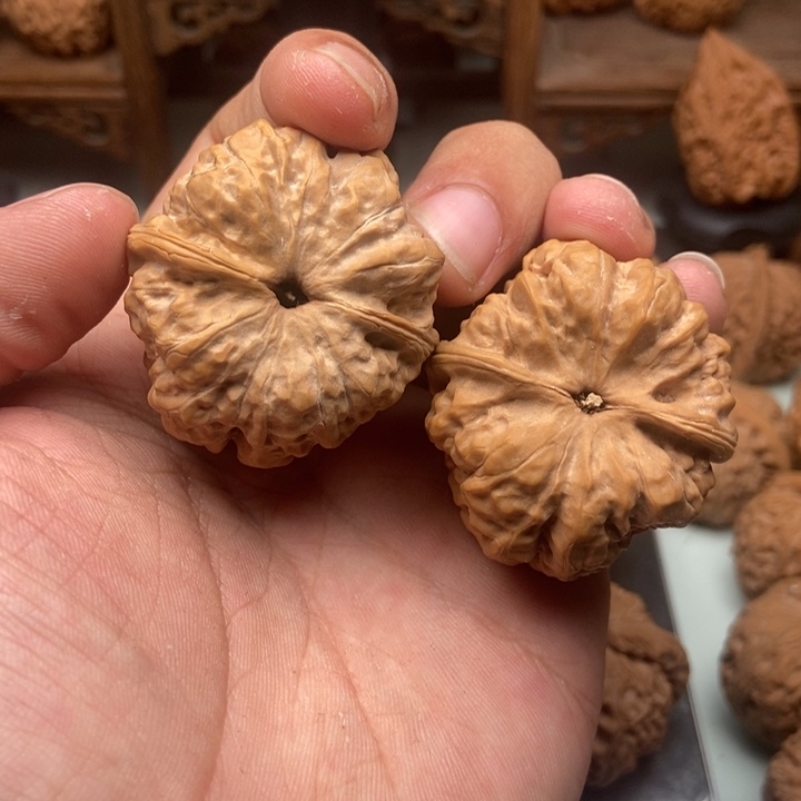 文玩核桃把件欧*38蛤蟆头