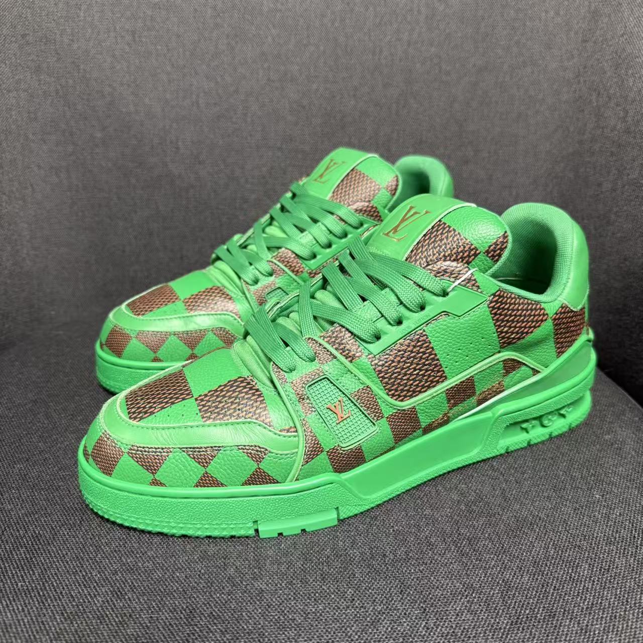 90新 LouisVuitton/路易威登 绿棕色棋盘格板鞋41.5欧码 zzg