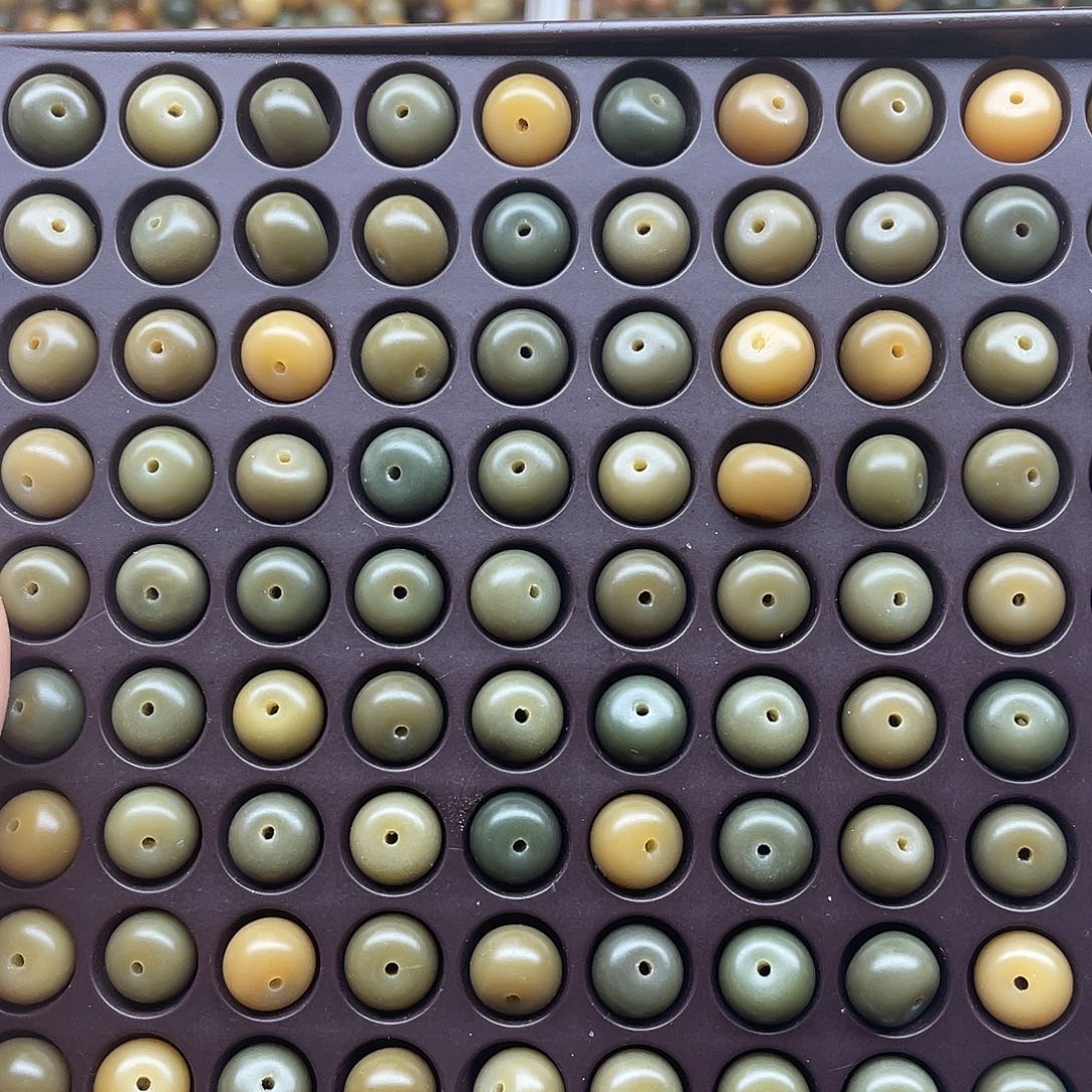 白玉菩提吊坠11阴皮绿苹果110颗