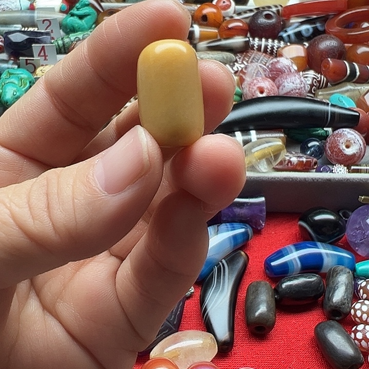 兰***堂玛瑙/玉髓未镶嵌颈饰