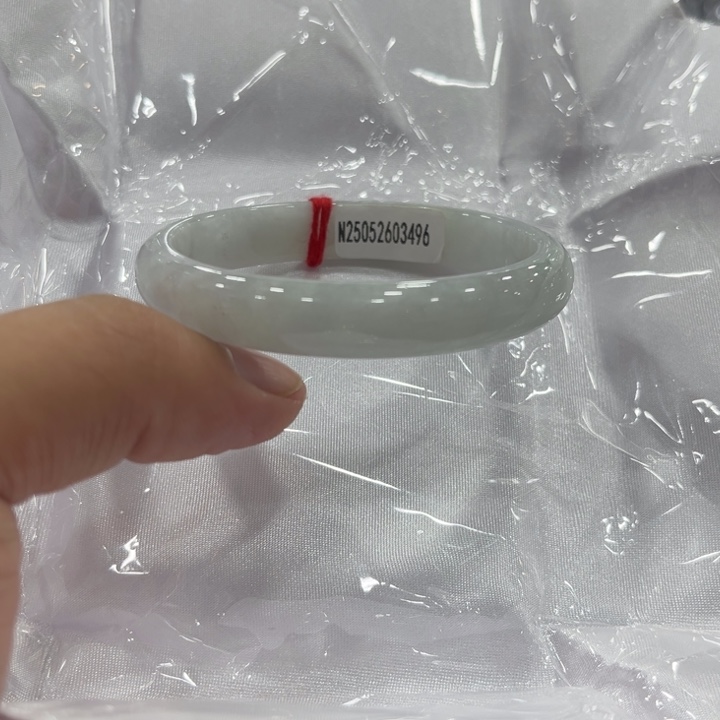 翡翠未镶嵌手镯缅甸翡翠 A 货手镯